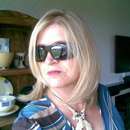 Sparkling Trans Beauty Looking for Connection